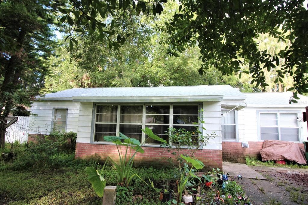 5208 N ROME AVENUE TAMPA, FL 33603