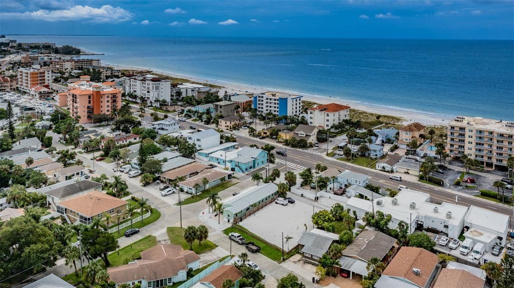 13418 1ST STREET E MADEIRA BEACH, FL 33708