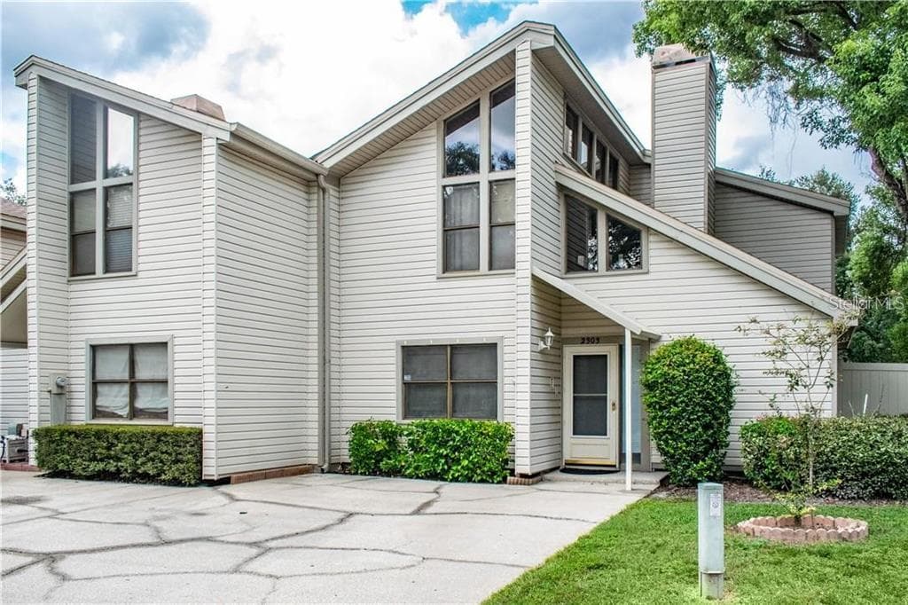 2303 TRIAD LANE UNIT 12 TAMPA, FL 33618