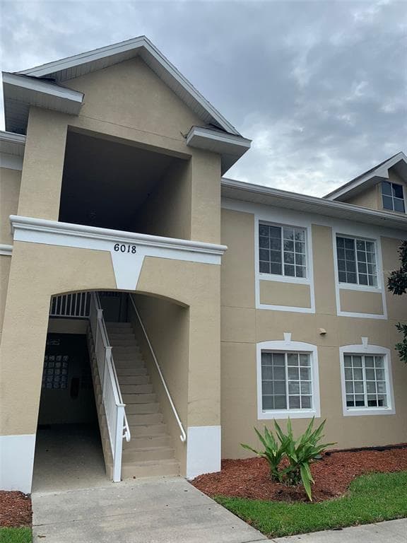 6018 PORTSDALE PL UNIT 202