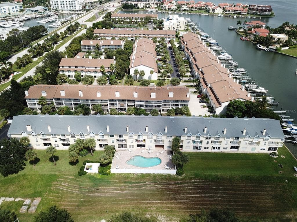 443 S PINELLAS BAYWAY UNIT 103 TIERRA VERDE, FL 33715