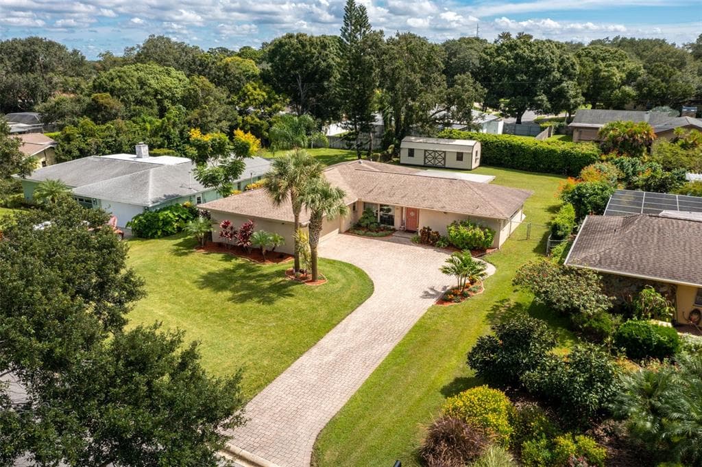 2131 SARAZEN DR DUNEDIN, FL 34698