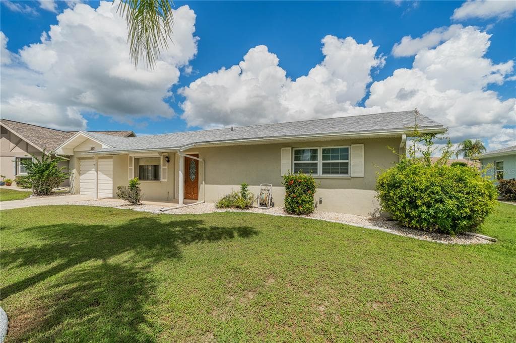 1803 ORCHID COURT SUN CITY CENTER, FL 33573