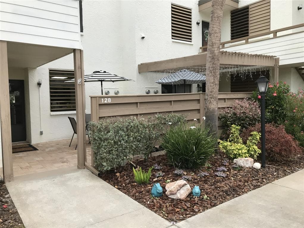 128 TIDEWATER DRIVE UNIT D BRADENTON, FL 34210