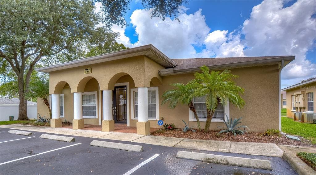 4236 W LINEBAUGH AVENUE TAMPA, FL 33624