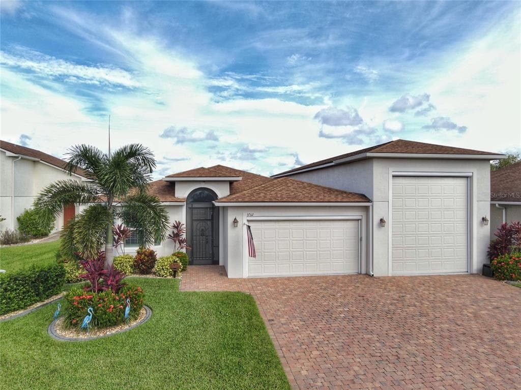 3762 LITCHFIELD LOOP LAKE WALES, FL 33859