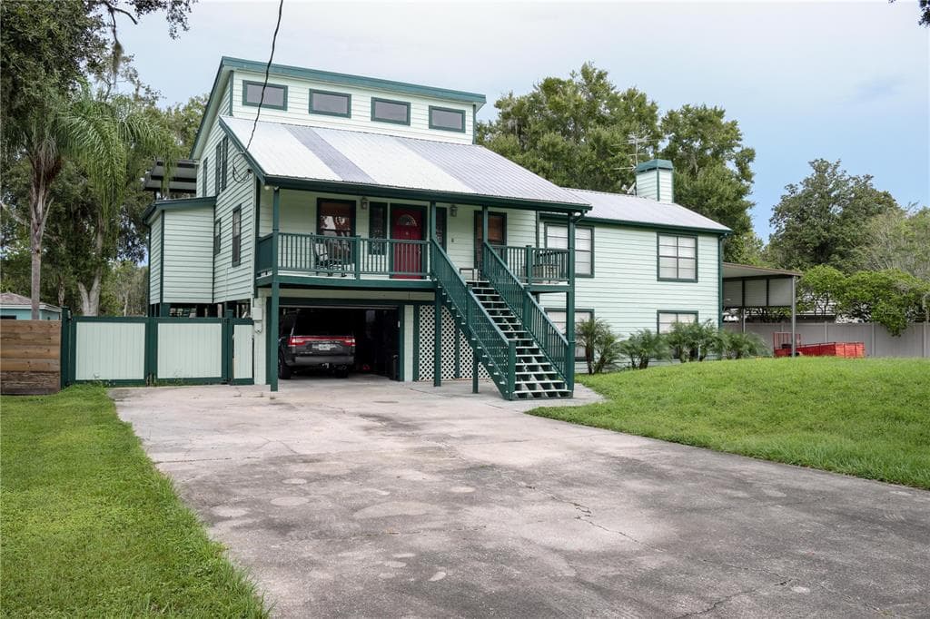 2603 W LUTZ LAKE FERN ROAD