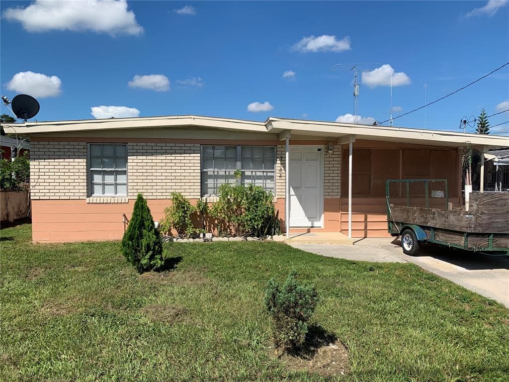 5122 N SAINT VINCENT STREET TAMPA, FL 33614