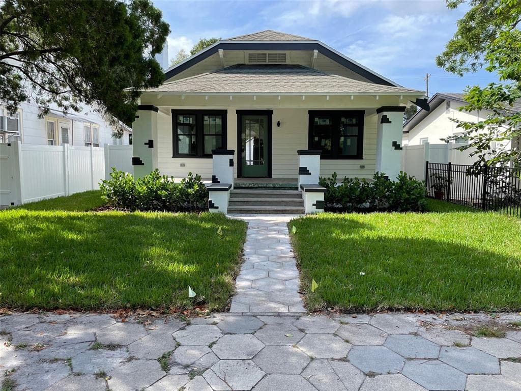2318 6TH AVENUE N ST PETERSBURG, FL 33713
