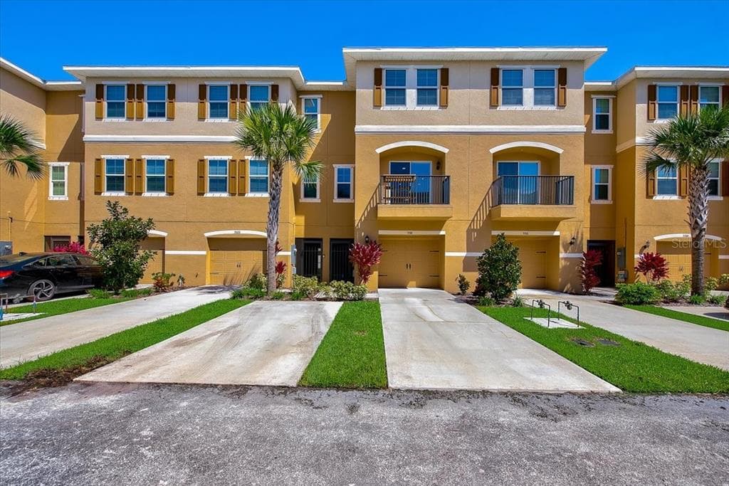 5518 ANGEL FISH COURT NEW PORT RICHEY, FL 34652