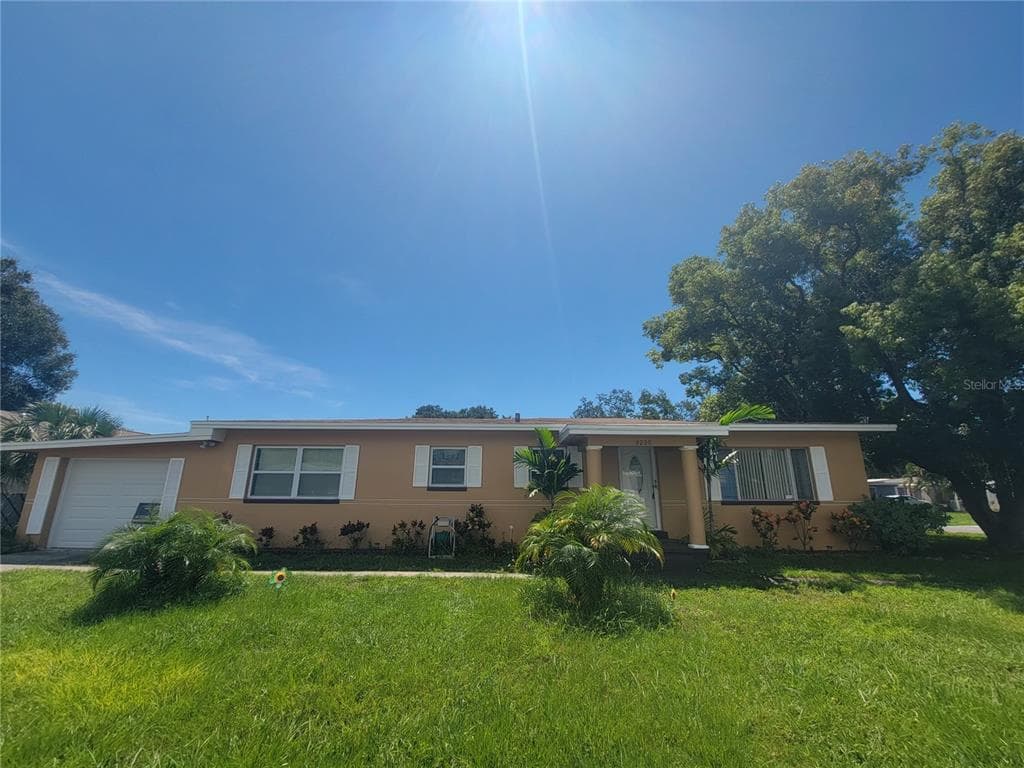 5230 11TH AVENUE S GULFPORT, FL 33707