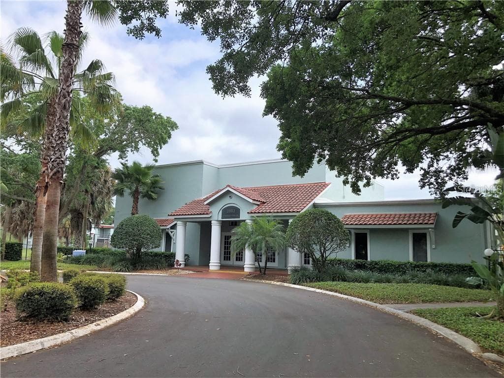 14421 AMERICANA CIRCLE UNIT 203 TAMPA, FL 33613