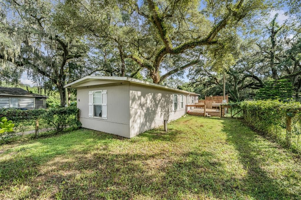 9109 BACKUP ROAD TAMPA, FL 33637