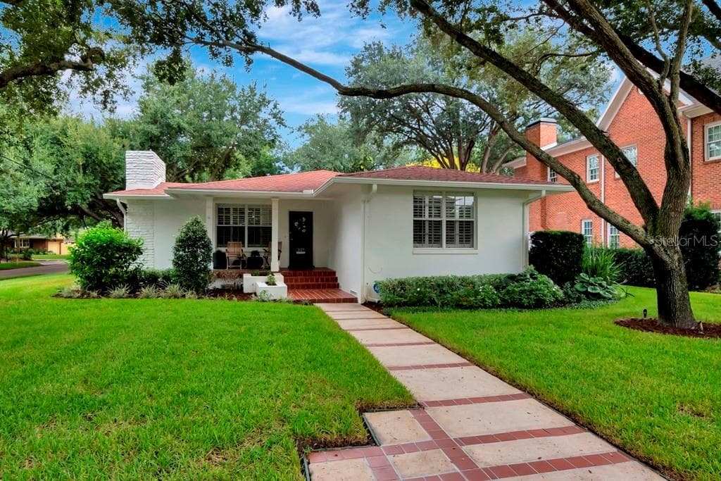 3129 W OAKLYN AVENUE TAMPA, FL 33609