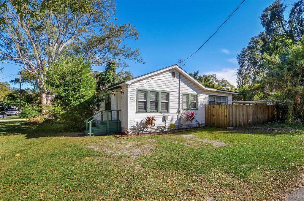 316 W LOUISIANA AVENUE TAMPA, FL 33603