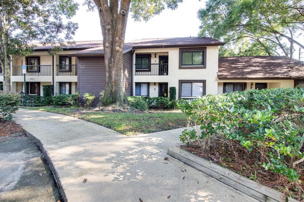 3600 MAGNOLIA RIDGE CIRCLE UNIT 1205 PALM HARBOR, FL 34684