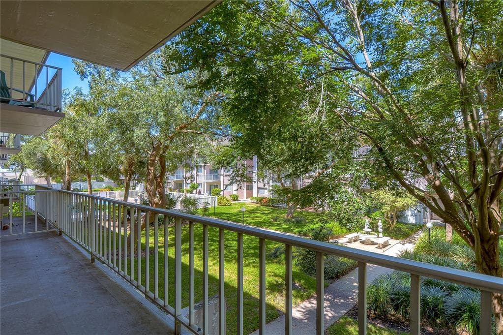 4607 W FIG STREET UNIT 205 TAMPA, FL 33609