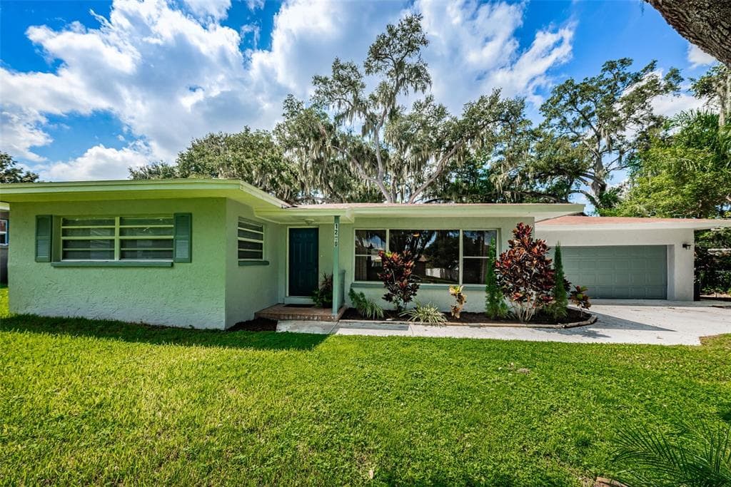 1200 KAPOK CIRCLE CLEARWATER, FL 33759