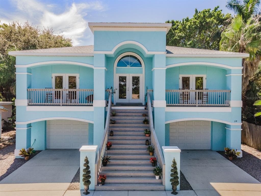 114 7TH STREET BELLEAIR BEACH, FL 33786