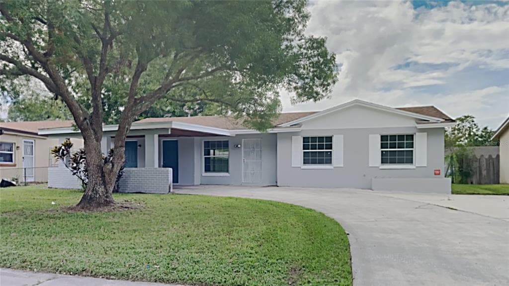 1714 RAVENALL AVENUE ORLANDO, FL 32811