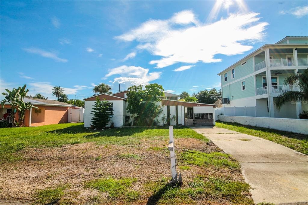 16112 REDINGTON DRIVE REDINGTON BEACH, FL 33708