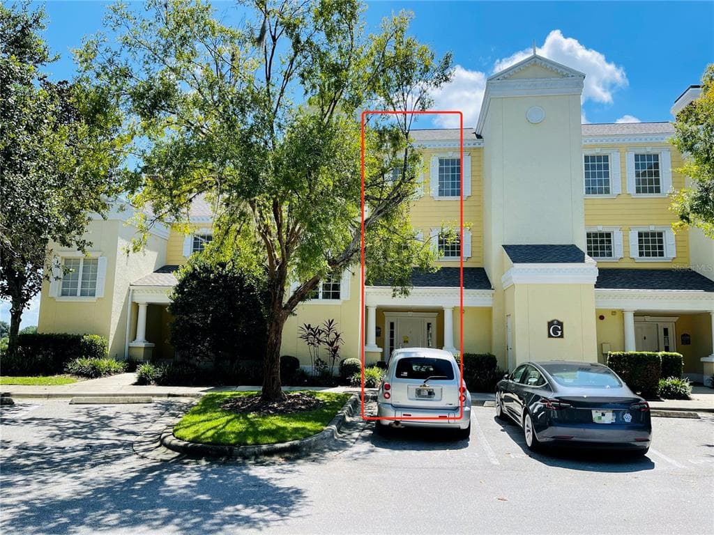 1339 SEVEN EAGLES COURT UNIT 201 REUNION, FL 34747