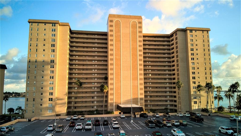 5200 BRITTANY DRIVE S UNIT 1403