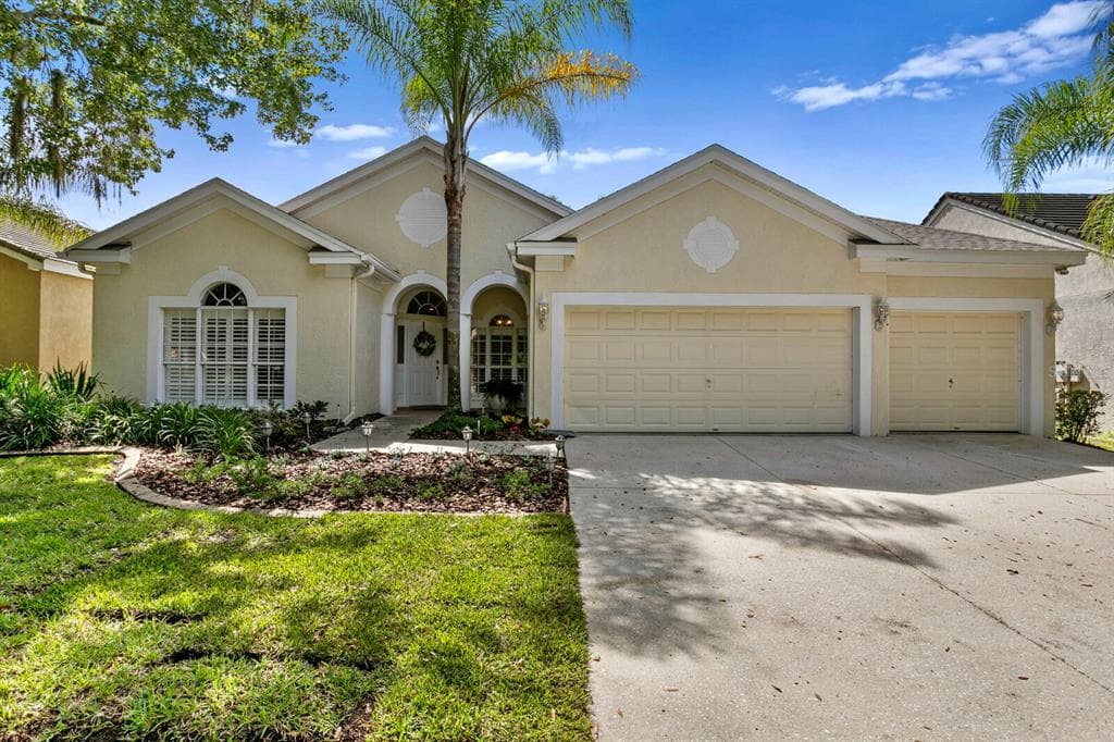 4943 EBENSBURG DRIVE TAMPA, FL 33647