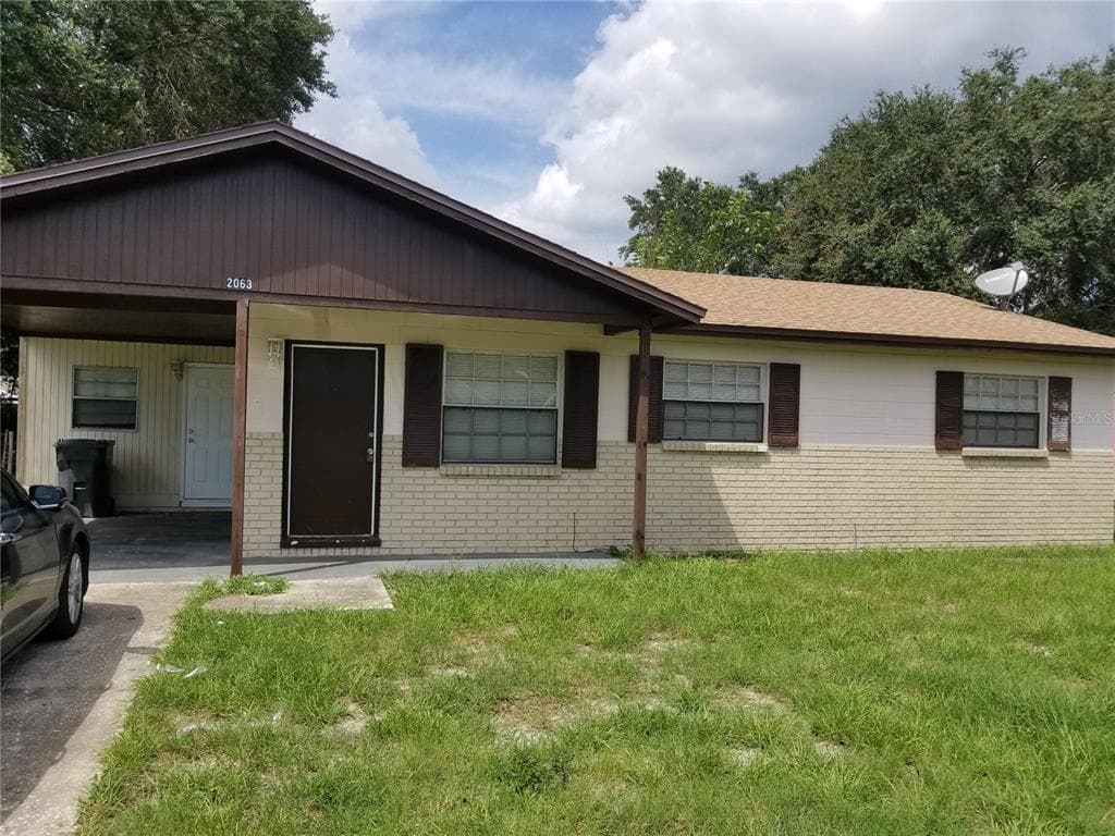 2063 BALFOUR CIRCLE TAMPA, FL 33619