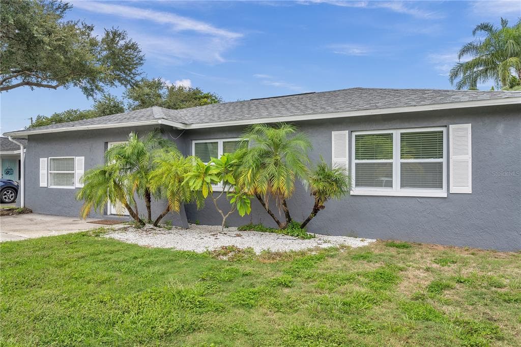 2806 MARY SUE STREET SW LARGO, FL 33774