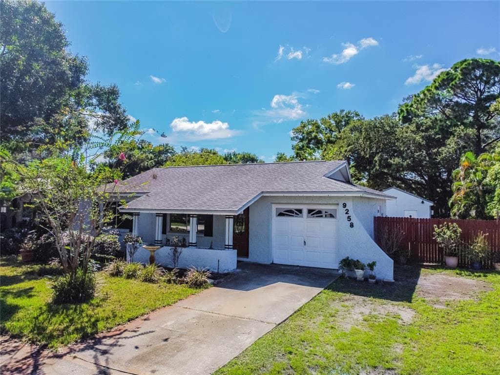 9258 93RD STREET SEMINOLE, FL 33777