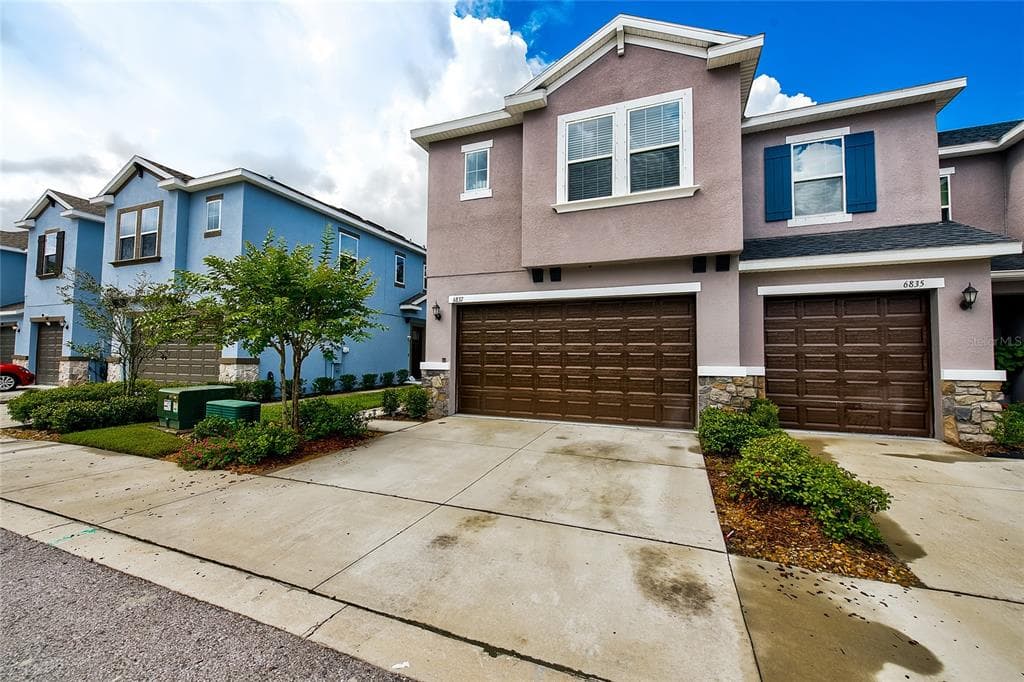 6837 CITRUS CREEK LANE TAMPA, FL 33625