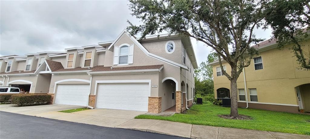 10820 DRAGONWOOD DRIVE TAMPA, FL 33647