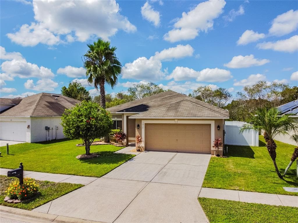 1417 OCEAN REEF ROAD WESLEY CHAPEL, FL 33544