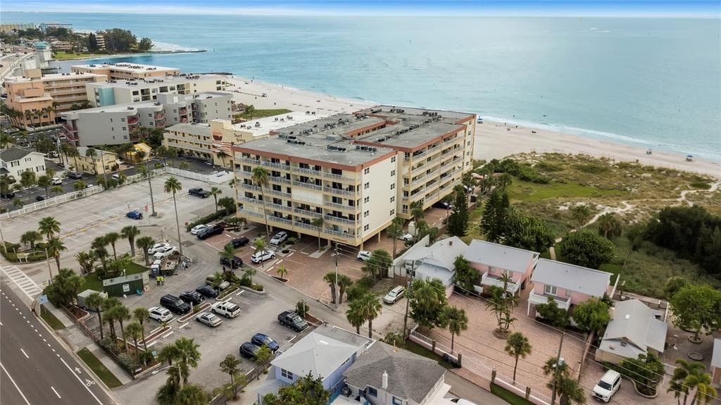 13000 GULF LANE UNIT 307 MADEIRA BEACH, FL 33708