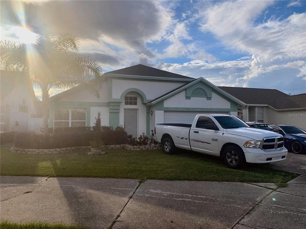 3020 BLOOMSBURY DRIVE KISSIMMEE, FL 34747
