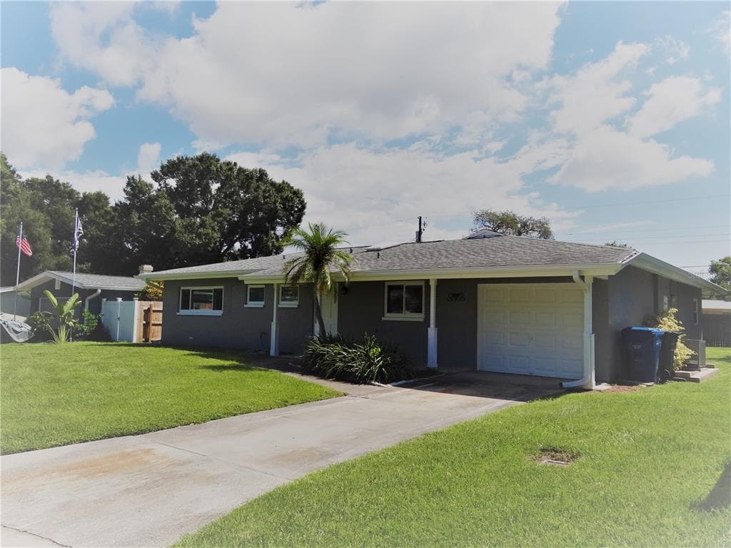 13596 CROFT DRIVE N LARGO, FL 33774
