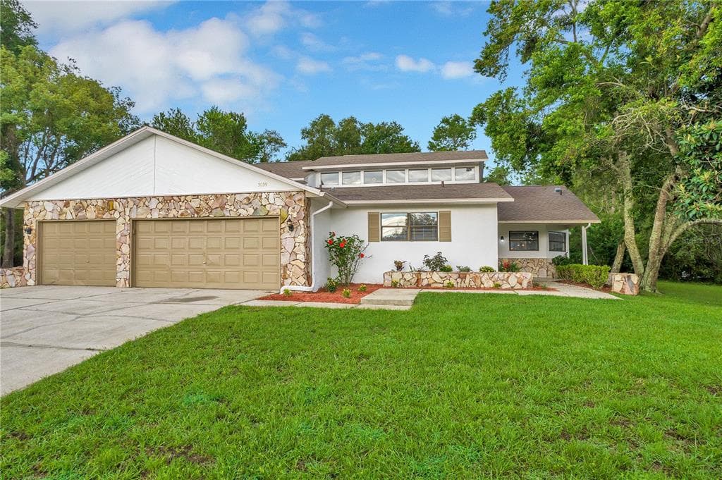 5039 WILLOW OAK LANE WEEKI WACHEE, FL 34607