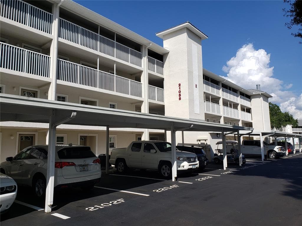 21055 FOUNTAIN VIEW LANE UNIT 2204 LUTZ, FL 33558