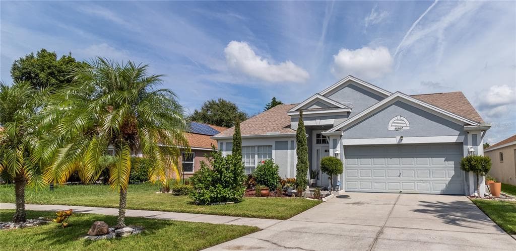 12007 DAWN VISTA DR RIVERVIEW, FL 33578