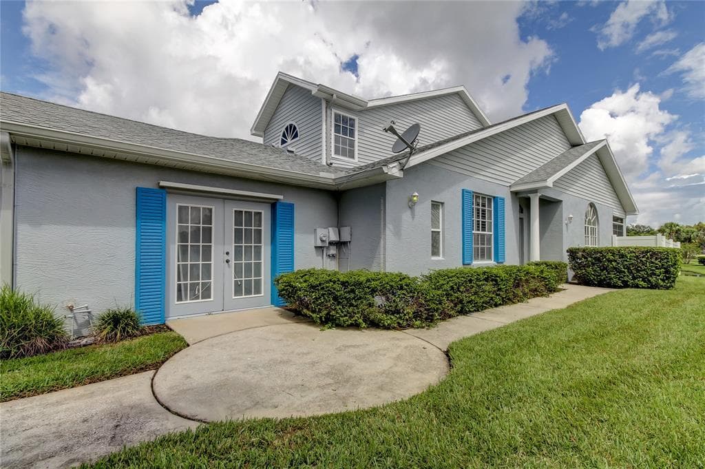 200 HEMINGWAY DRIVE OLDSMAR, FL 34677