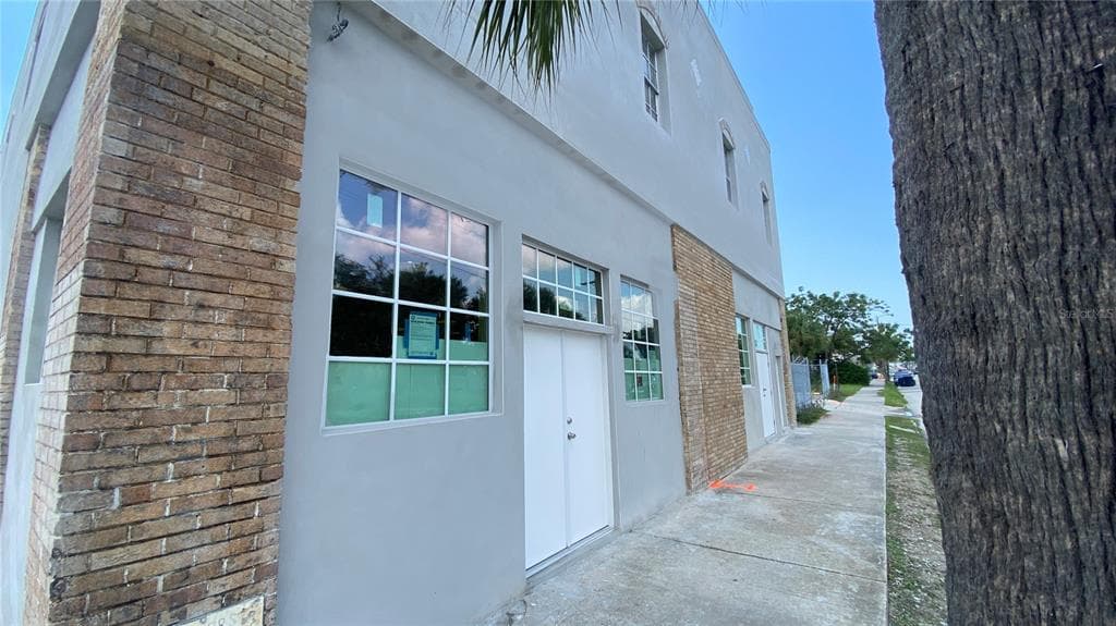 1902 W MAIN STREET UNIT Suite 9 TAMPA, FL 33607