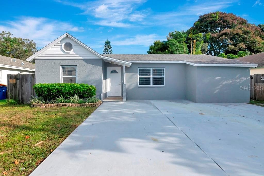 1222 JEFFORDS STREET CLEARWATER, FL 33756