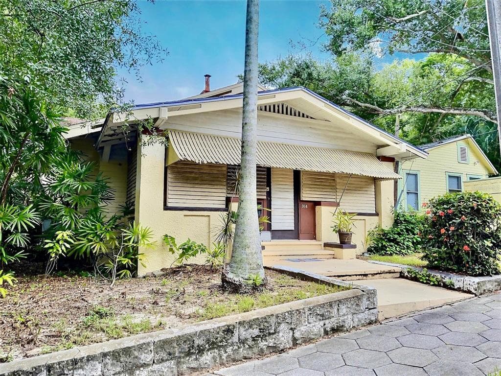 914 PROSPECT COURT S ST PETERSBURG, FL 33701