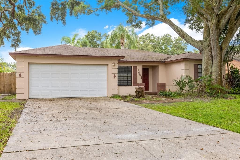1453 SEASPRAY LANE DUNEDIN, FL 34698