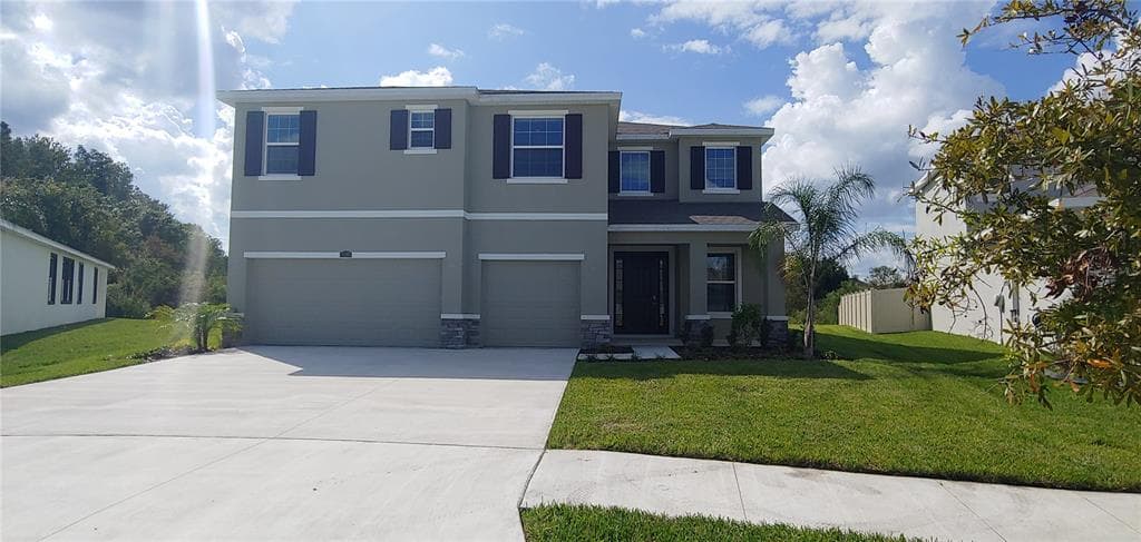 1381 BERING ROAD WESLEY CHAPEL, FL 33543