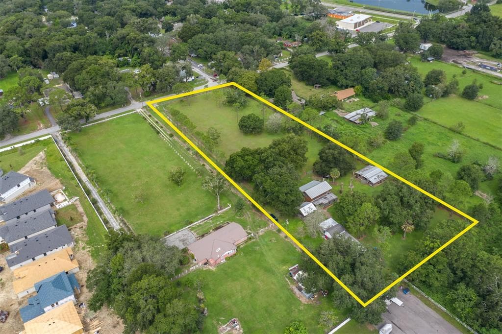 5569 PINE STREET SEFFNER, FL 33584
