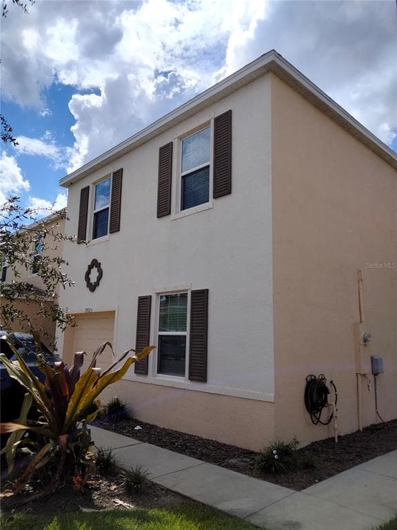 9925 HOUND CHASE DRIVE