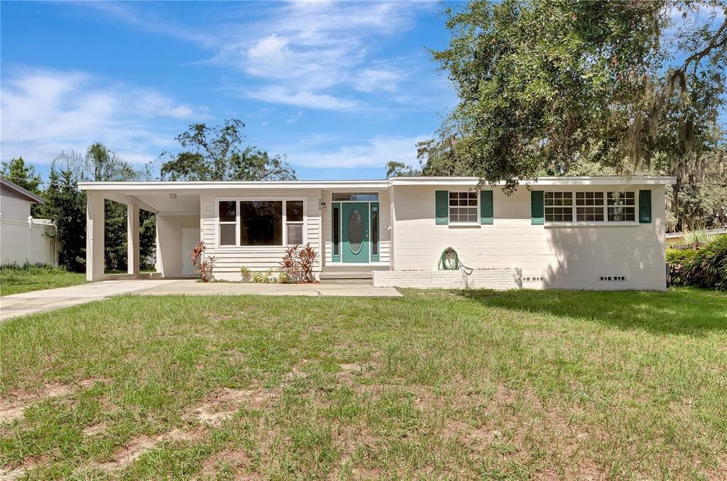 208 REDWOOD AVENUE TEMPLE TERRACE, FL 33617