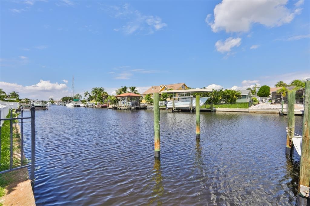 6506 ABACO DRIVE UNIT 101 APOLLO BEACH, FL 33572